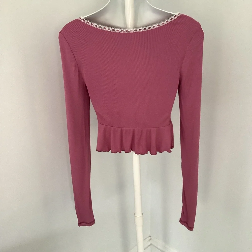 Urban Outfitters Out From Under Mauve Coquette Crop Top with Lace Trim Sz. S